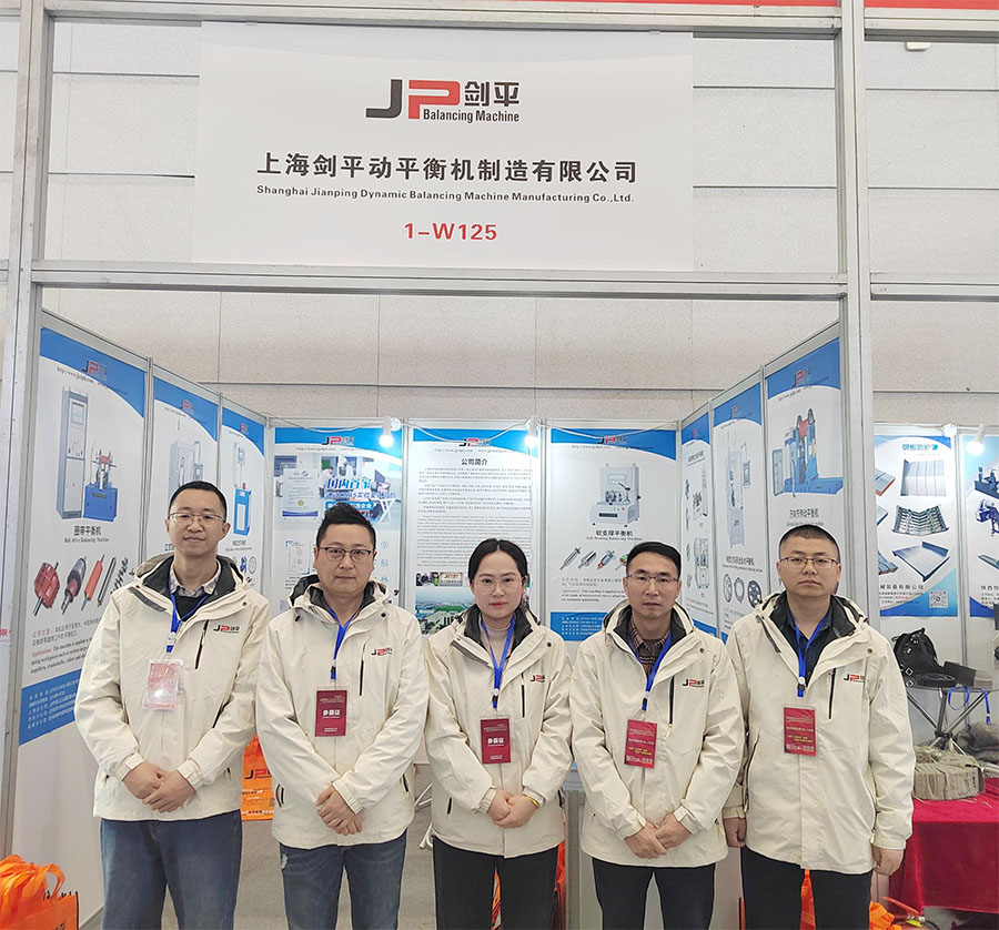 1710473136560166.jpg 合影 900.jpg